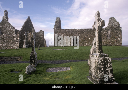 Clonmacnoise Monastic Site 12th Century Churches Celtic Crosses Co Offaly Ireland Stock Photo