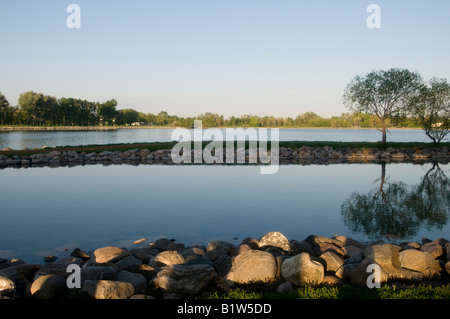 Henderson Lake shoreline in Lethbridge Alberta it is a man made lake part of the St Mary s Irrigation Project Stock Photo
