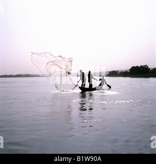 African men fishing cast net hi-res stock photography and images - Alamy