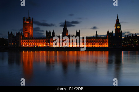 Big Ben and the Houses of Parliament viewed from the other side of the Thames Stock Photo