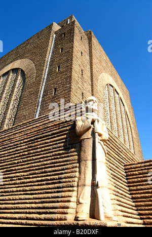 Piet Retief Statue Voortrekker monument, Pretoria, South Africa Stock ...