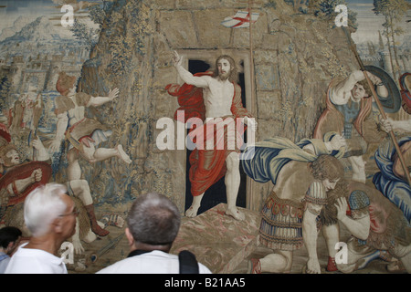 tourists in tapestry room, vatican museum, rome Stock Photo