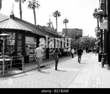 Market Emporium Newsstand, 3rd Street Promenade, Santa Monica, California, USA Stock Photo