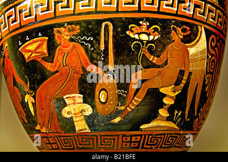 Apulian red figured Vases 350 BC Darius Underworld Taranto Patera Baltimore Canosa earthenware crockery pottery ceramiek Stock Photo