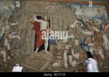 tourists in tapestry room, vatican museum, rome Stock Photo