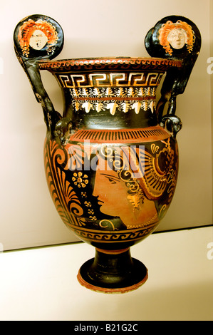 Apulian red figured Vases 350 BC Darius Underworld Taranto Patera Baltimore Canosa earthenware crockery pottery Greek Greece Stock Photo