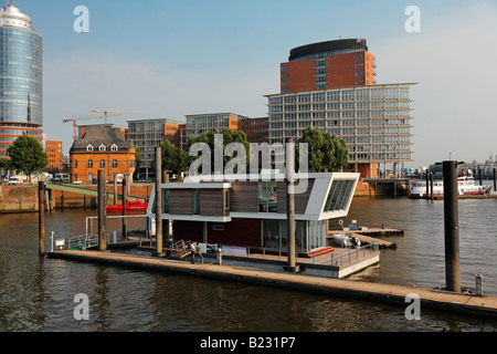 Floatinghome in river, HafenCity, Hanseatic Trade Center, Kehrwiederspitze, Elbe River, Speicherstadt, Hamburg, Germany