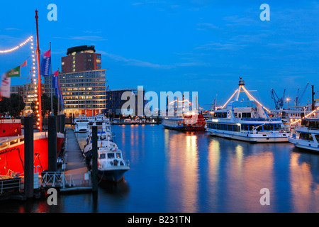 Boats at harbor, HafenCity, Hanseatic Trade Center, Kehrwiederspitze, Elbe River, Speicherstadt, Hamburg, Germany