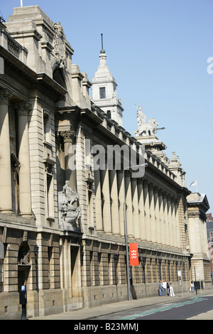 City of Kingston upon Hull, England. View of the Guildhall (former Law Courts) architecture in Hull’s Alfred Gelder Street. Stock Photo