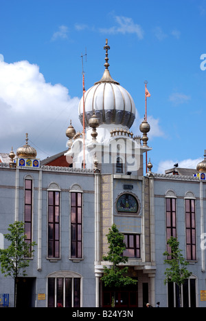 Guru Nanak Gurdwara or Sikh Temple, Smethwick, Birmingham, West Midlands, England, UK Stock Photo