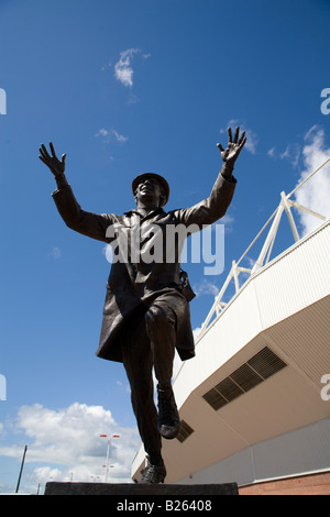 Statue Of Sunderland Legend Bob Stokoe Outside Of The Stadium Of Light ...