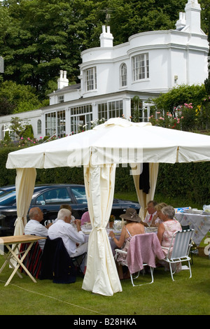 Picnic at Remenham Court, Henley Royal regatta Stock Photo