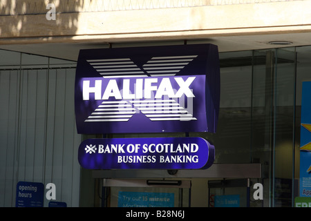 halifax-bank-hbos-sign-on-a-uk-high-stre