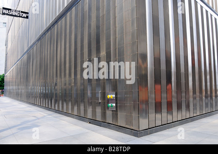Washington Street sign and corner of a modern office building New York City Stock Photo