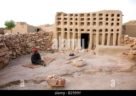 High Ogle Amimist Village Elders Meeting Place Dogan Country Bandiagara Escarpment Mali Stock Photo