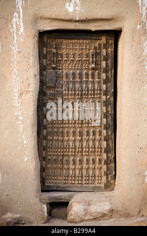 High Ogle Amimist Village Elders Meeting Place Dogan Country Bandiagara Escarpment Mali Stock Photo