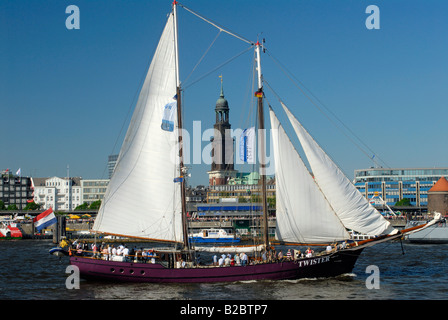 Sailing boats on the anniversary of the Hamburg Harbour, Germany, Europe Stock Photo