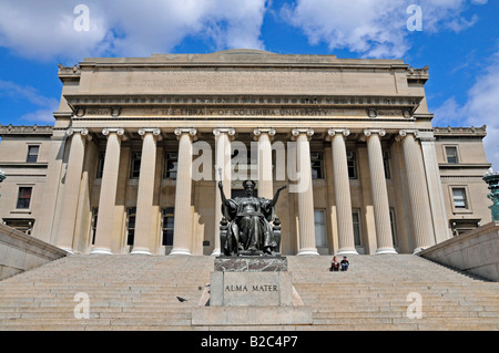 Alma Mater Statue in front of the Low Library, Columbia University, Manhattan, New York City, USA Stock Photo