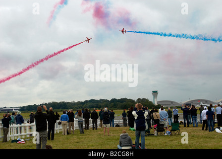 Public / Enthusiasts watching the Red Arrows Display Team Farnborough Air Show 2008 Stock Photo