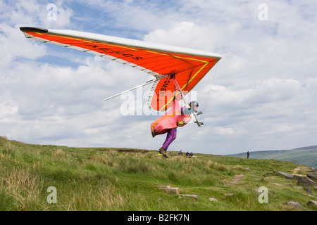 Hang Gliding Launch Sequence 6 of 12 off Buckstones Edge West Yorkshire Stock Photo