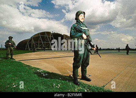 NEXT BATTLE OF BRITAIN TORANDO FIGHTER BEING GUARDED ON THE GROUND AT RAF CONINGSBY 1988 Stock Photo