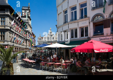 Cafe in front of the the Stadhuis off Grote Markt (Main Square) in the centre of the old town, Antwerp, Belgium Stock Photo