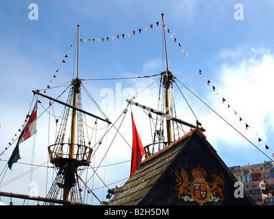 Masts and rigging of the replica of the Golden Hind, Golden Hinde II ...