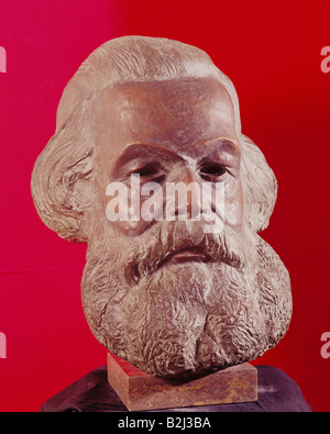 Marx, Karl, 5.5.1818 - 14.3.1883, German philosopher, portrait, bust by Gottfried Albert, 20th century, Karl-Marx-Museum, Trier, communism, marxism, , Stock Photo