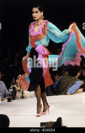 fashion, fashion show, ready-to-wear, Paris, Yves Saint Laurent, summer collection 1984, Stock Photo