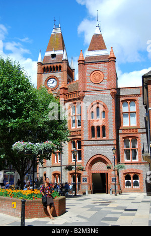 Reading Town Hall, Town Hall Square, Reading, Berkshire, England. United Kingdom Stock Photo