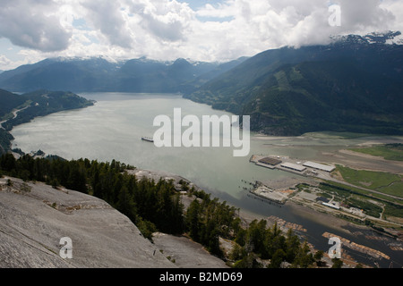 hiking stawamus cheif trail Stock Photo