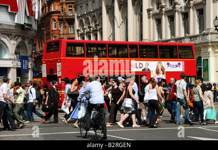 Busy scene at Piccadilly Circus, London, England Stock Photo