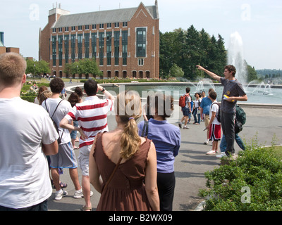 Student Led Admissions Tour Of Parents And Prospective Students Of