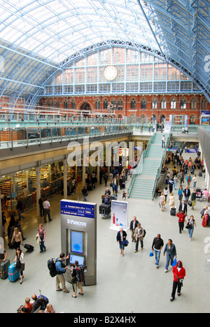 Shopping arcade, St.Pancras International Station, Euston Road, Camden Borough, London, England, United Kingdom Stock Photo