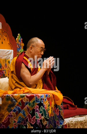 The14th DALAI LAMA teaches ATISHAS LAMP in October 2007 sponsored by KUMBUM CHAMTSE LING the TIBETAN CULTURAL CENTER BLOOMINGTON Stock Photo