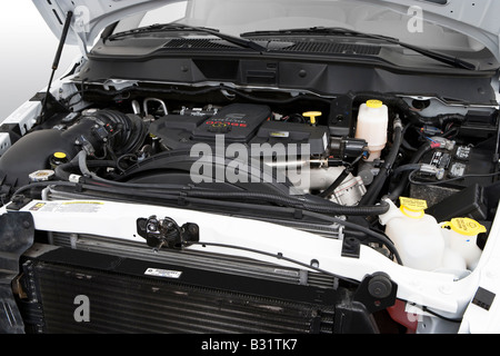 2008 Dodge Ram 4500 Chassis in White - Engine Stock Photo