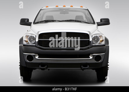 2008 Dodge Ram 4500 Chassis in White - Low/Wide Front Stock Photo