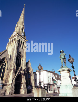 St Ives town centre and Free church plus Oliver Cromwell statue. Stock Photo