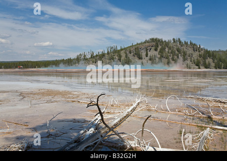 GRAND PRISMATIC SPRING in the MIDLAND GEYSER BASIN YELLOWSTONE NATIONAL PARK WYOMING Stock Photo