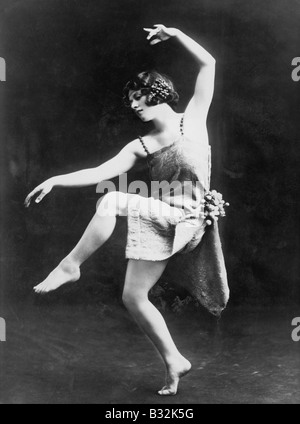 Portrait of female modern dancer performing Stock Photo