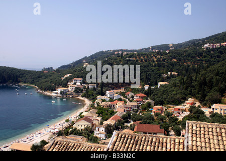 THE PICTURESQUE VILLAGE OF KALAMI ON THE NORTHEAST COAST OF CORFU. GREEK IONIAN ISLAND. Stock Photo