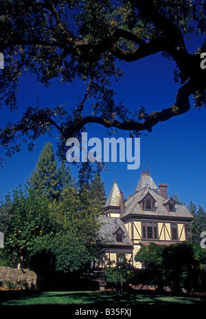 Rhine House, Victorian architecture, Beringer Vineyards winery, Saint Helena, Napa Valley, California, United States, North America Stock Photo