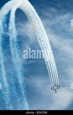 UNITED KINGDOM, ENGLAND, 16th August 2008. The Red Arrows (the Royal Air Force Aerobatic Team) at Airbourne. Stock Photo