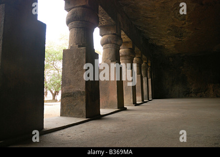 Cave 1 : Pillar Facade.  Elephanta Caves, Gharapuri Island, Mumbai India Stock Photo