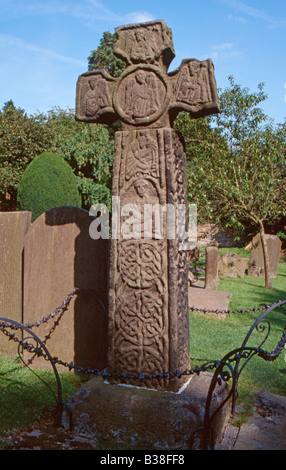 Celtic Cross (8th century), St Lawrence's Church, Eyam, Derbyshire, UK Stock Photo