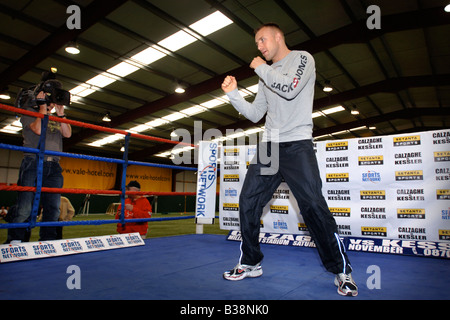 MIKKEL KESSLER OF DENMARK TRAINING FOR HIS FIGHT WITH JOE CALZAGHE IN CARDIFF S WALES UK NOV 2007 Stock Photo
