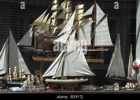 Shop in Schnoor Viertel, the medieval and touristic quarter, Bremen ...