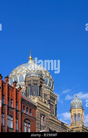 Deutschland, Berlin, Kuppel der neuen Synagoge, Dome of the new synagogue in Berlin, Germany Stock Photo