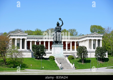 Bavaria mit Ruhmeshalle in Muenchen, Germany, Munich, Bavaria statue and hall of fame Stock Photo