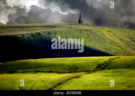 STOODLEY PIKE MONUMENT CALDERDALE WEST YORKSHIRE UK BUILT TO CELEBRATE VICTORY AT THE BATTLE OF WATERLOO Stock Photo